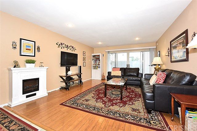 1st image of 20134 Leadwell St Unit 106