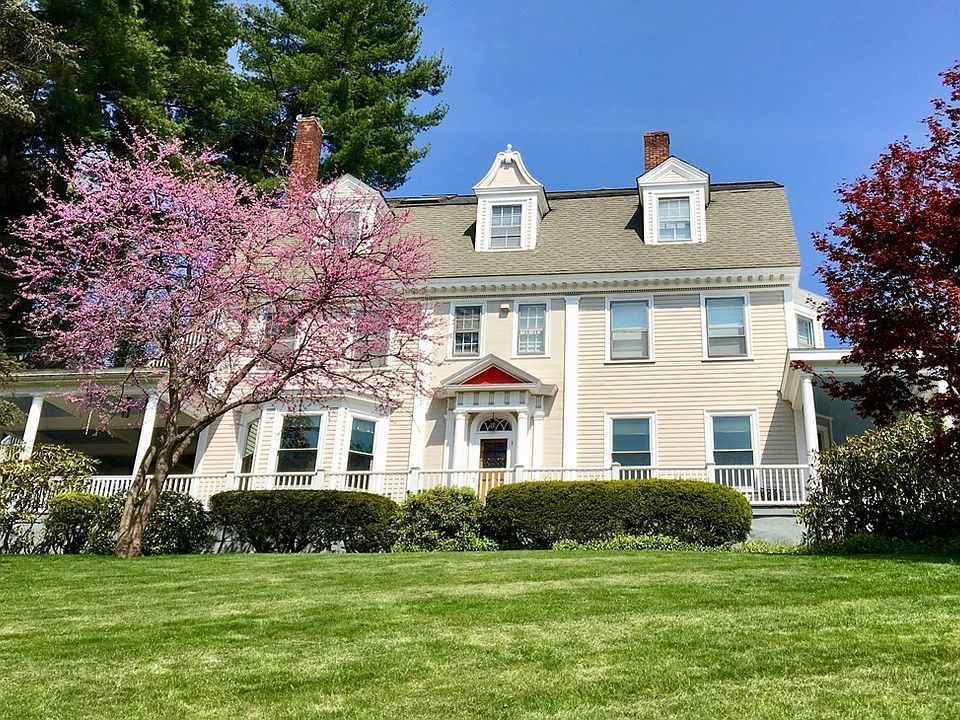 29 Highland Ave, Greenfield, MA 01301 Zillow
