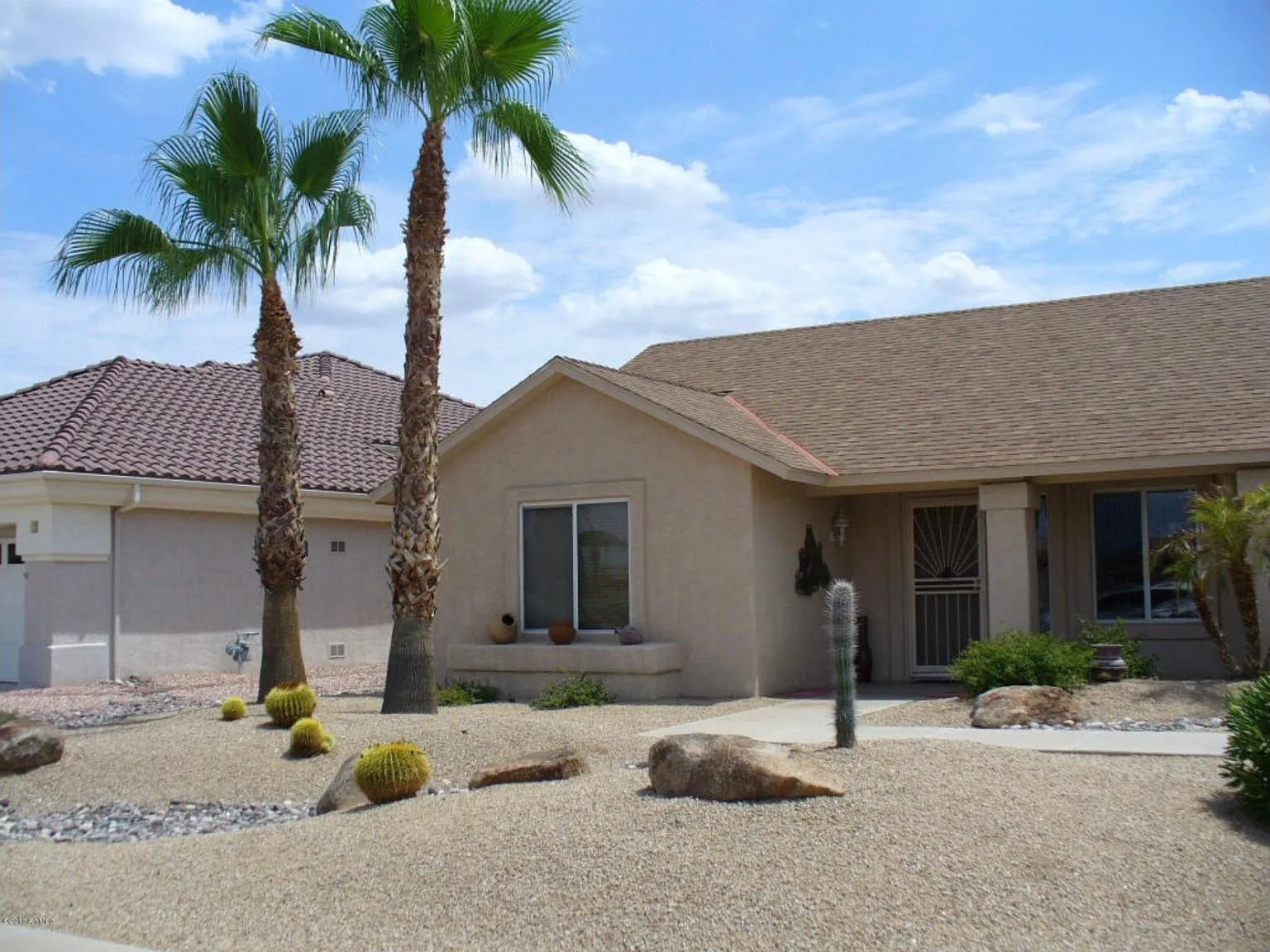 14677 W Yosemite Dr — Photo 2