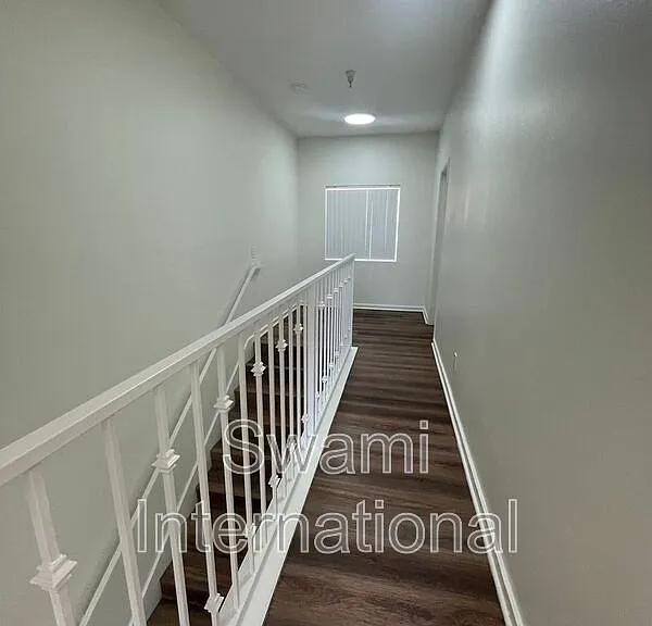 5010 S Figueroa St — Photo 17