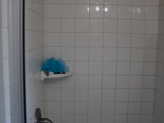 5th image of 519 Landfair Ave #13