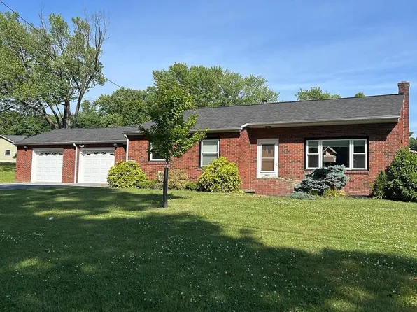 1652 Reading Rd, Mohnton, PA 19540