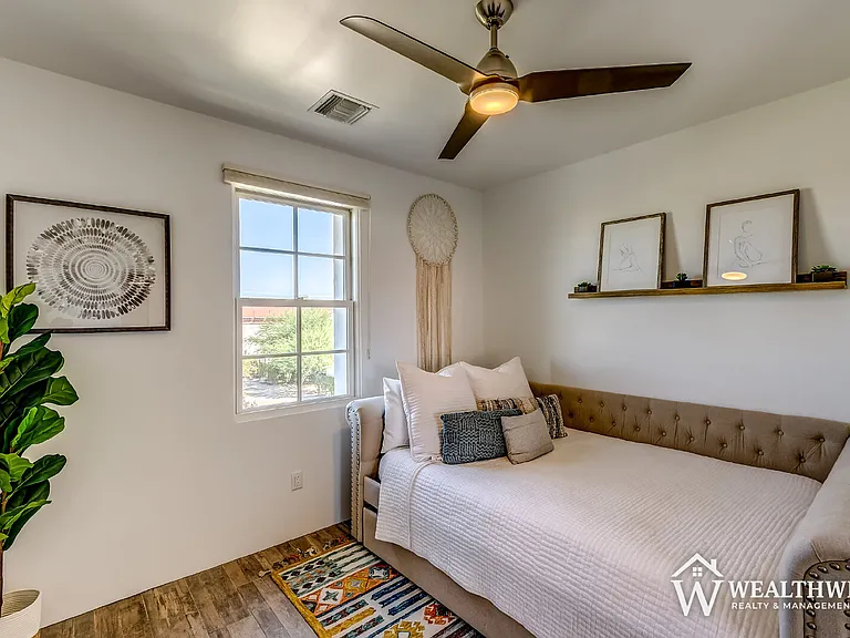 879 W Paseo De Los Zanjeros — Photo 19