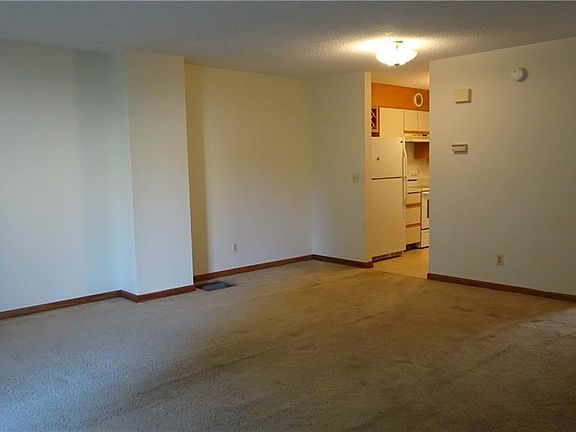 3rd image of 590 E Center St Unit C