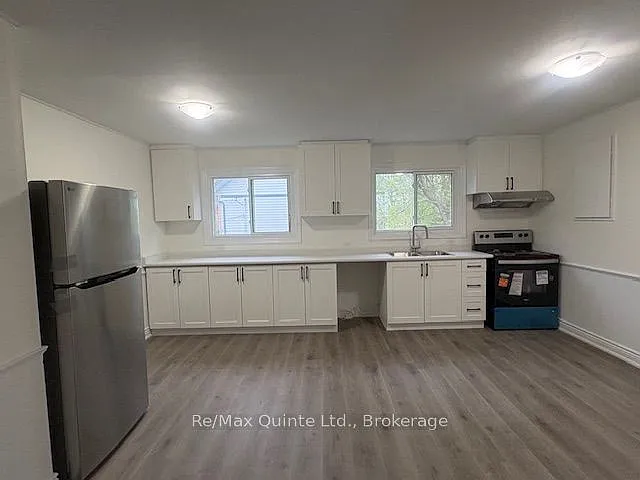 172 Queen St #5 — Photo 2