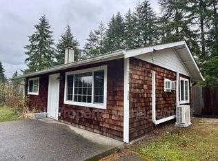 10 SE Campfire Ct, Shelton, WA 98584