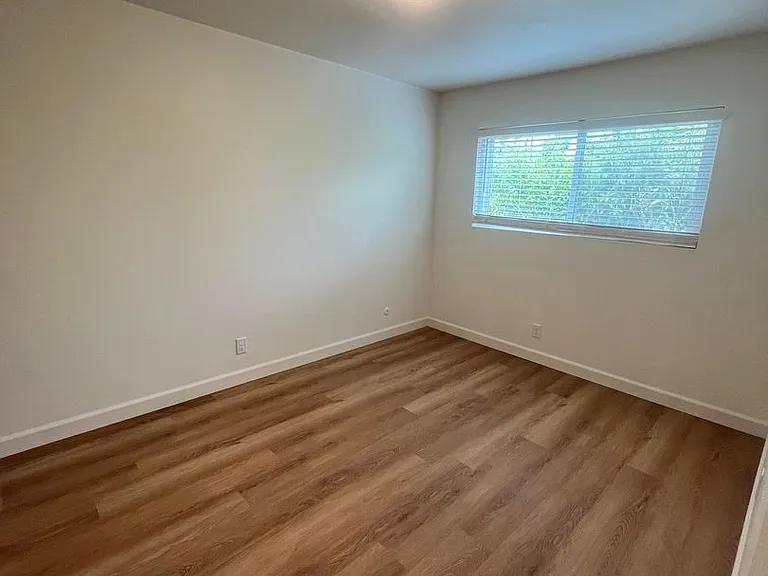 1171 E Meta St #17 — Photo 15