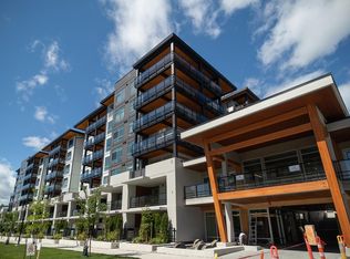 108 E 8th St #403, North Vancouver, BC V7L1Z2