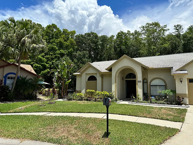 6503 Broadwing Ct — Photo 2