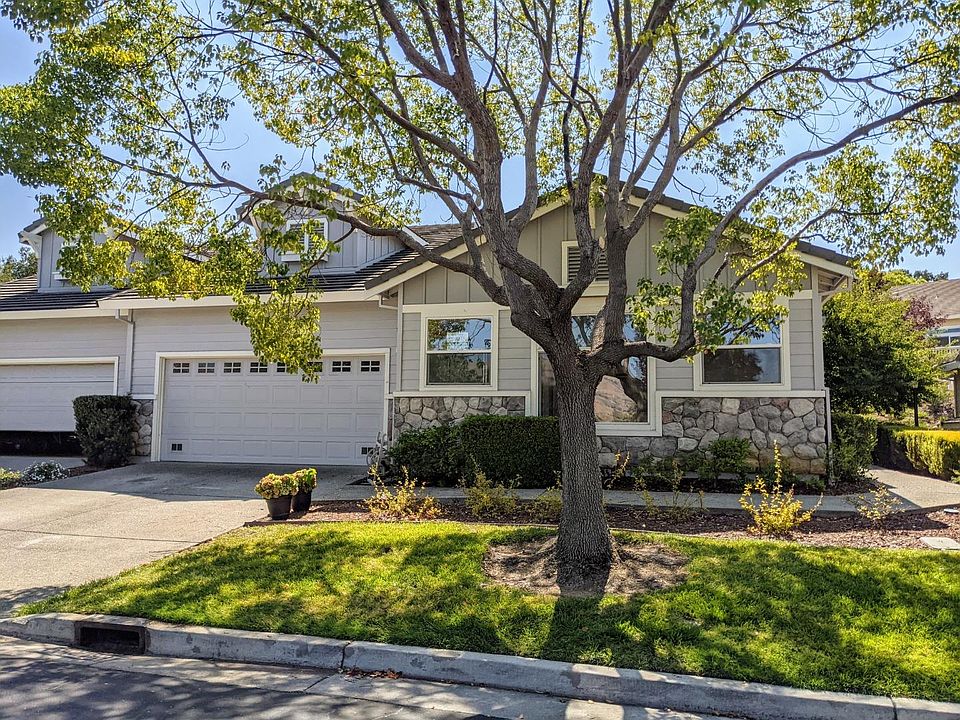 1st image of 2068 Folle Blanche Dr