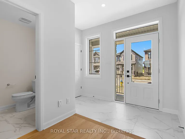 228 Elsie Macgill Walk — Photo 4