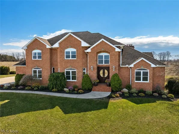 15644 Marshallville St NW, Canal Fulton, OH 44614