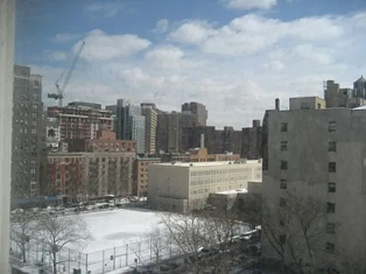 Rented by City Connections Realty | media 7