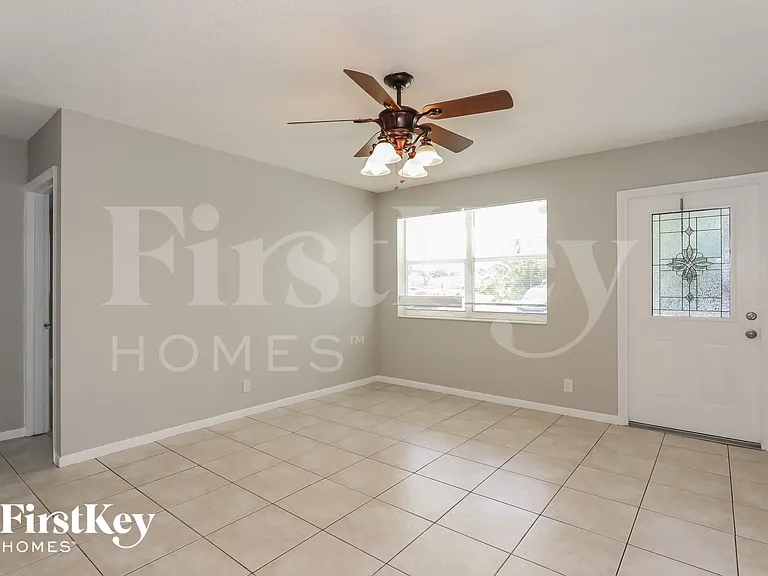 4900 NW 3rd Ave — Photo 2