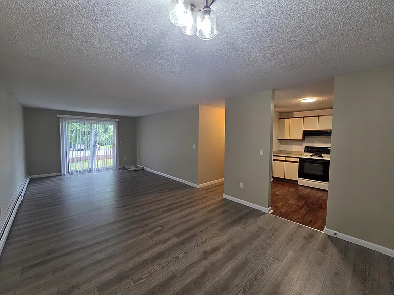 22 Ponemah Hill Rd #9 — Photo 2