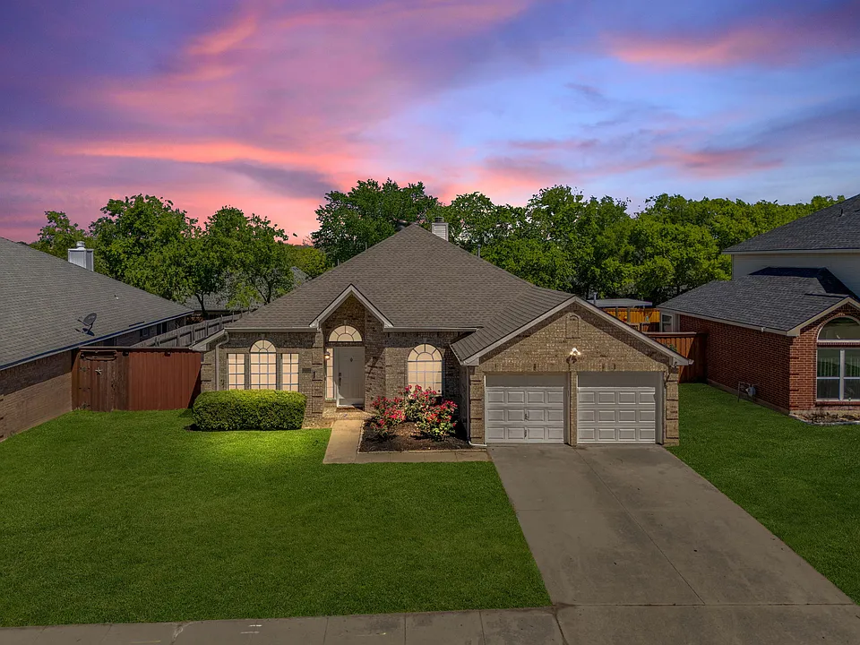 7512 Brookview Dr