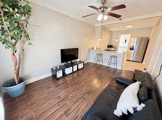 405 E 8th St #A, Houston, TX 77007