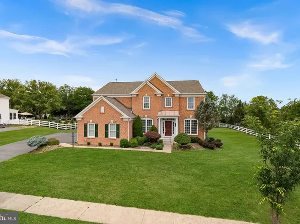 41288 Smythe Way, Leesburg, VA 20175