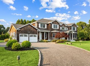 15 Parrish Pond Ln, Southampton, NY 11968