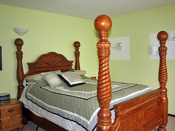 Nice sized Master Bedroom!