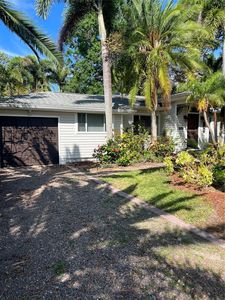 715 Riverside Dr, Tarpon Springs, FL, 34689