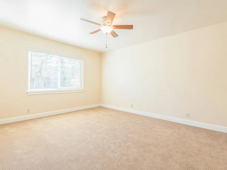 19 Belle Ave #9 — Photo 11
