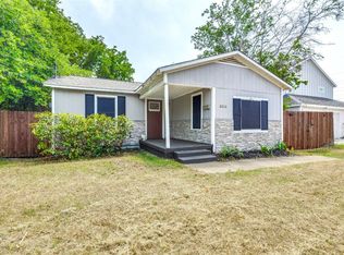 2010 E Myrtle St, Fort Worth, TX 76104