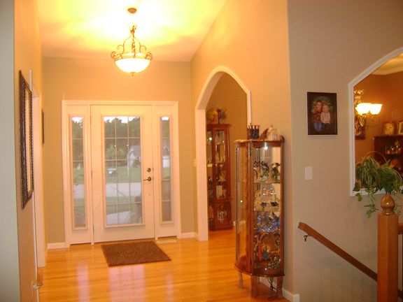 Vaulted foyer