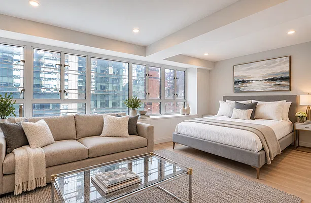 Bedroom, photo 1