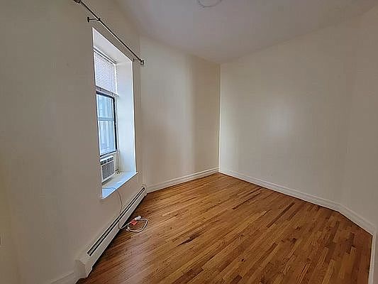5th image of 157 W 106th St APT 5A