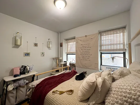 Rented by Denise Rosenblum, LREB | media 24