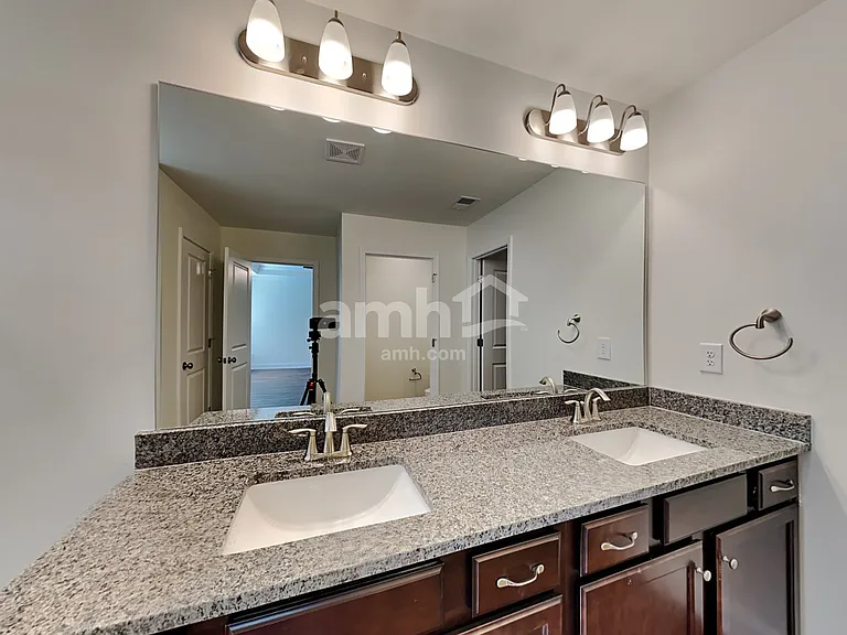 1200 Ashlyn Ct — Photo 12