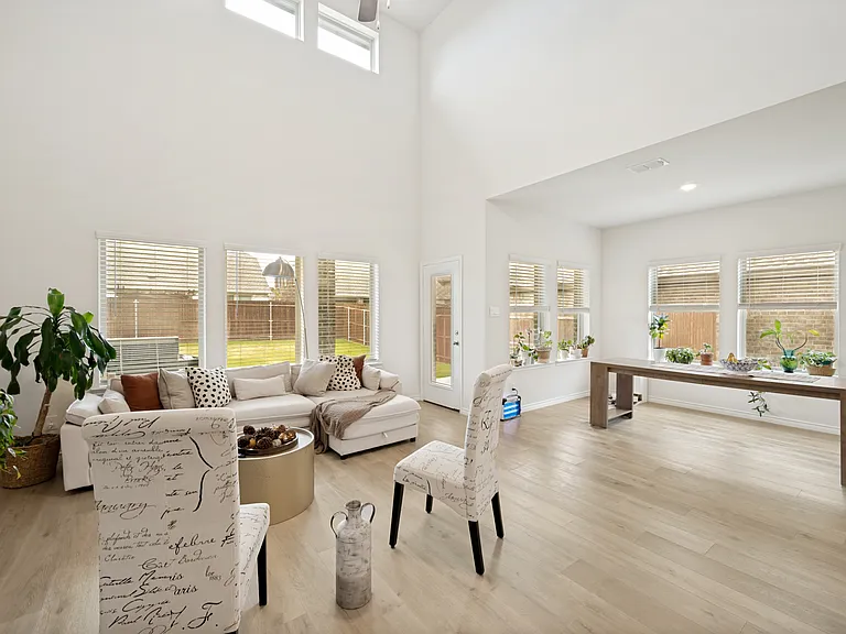 10125 Kayak St — Photo 6