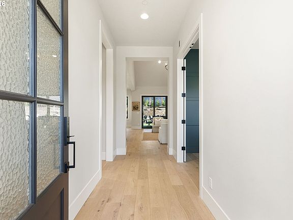 4th image of 4515 Sw 59th Ave