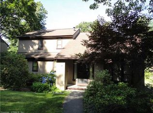 38 Byron Dr, Avon, CT 06001