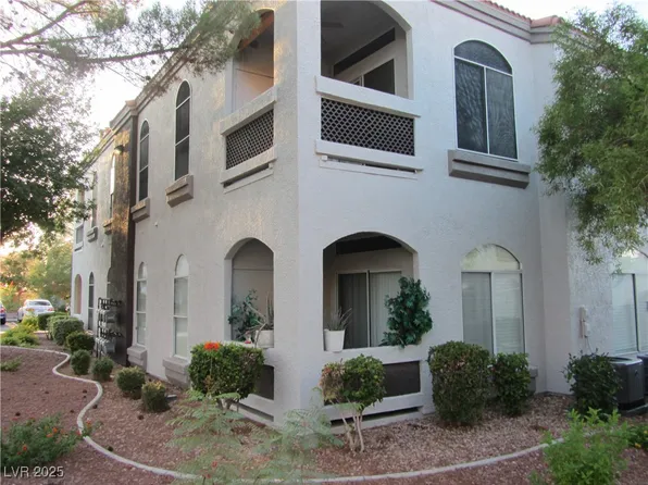 700 Carnegie St APT 1423, Henderson, NV 89052