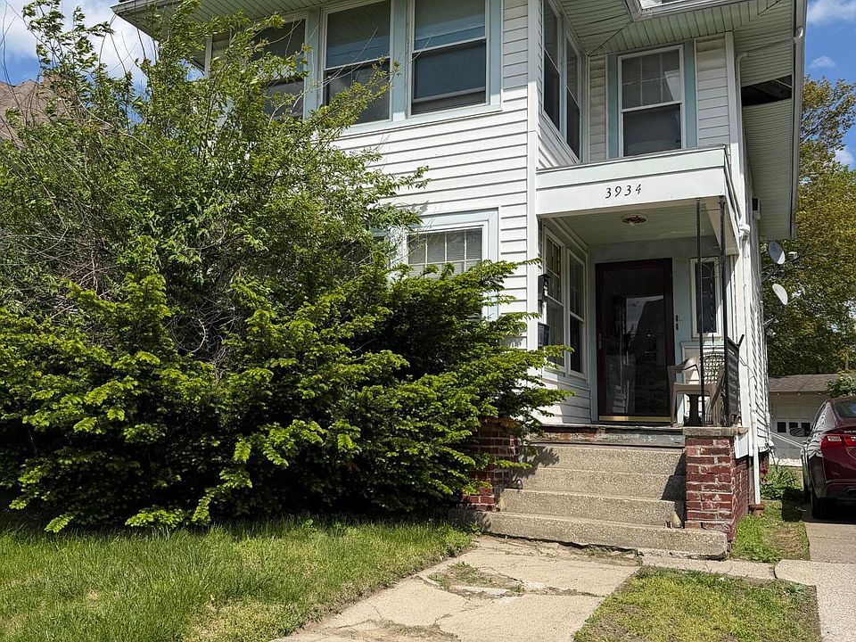 1st image of 3934 Drexel Dr