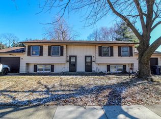 1215-1217 S Pine St, Janesville, WI 53546