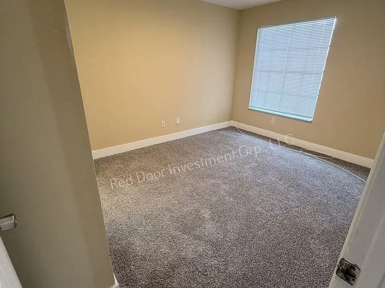 Walden Landing Apartments — Photo 32
