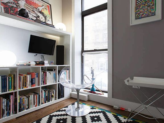 2nd image of 725 Driggs Ave #2S