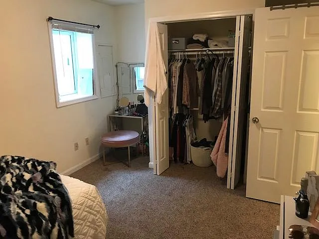 1174 N Vermont St — Photo 36
