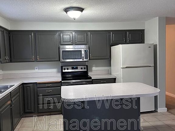 2nd image of 4709 NE 130th Ave