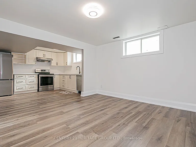 219 Harris Ave #BASEMENT — Photo 5