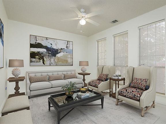 4th image of 1005 Hampstead Dr