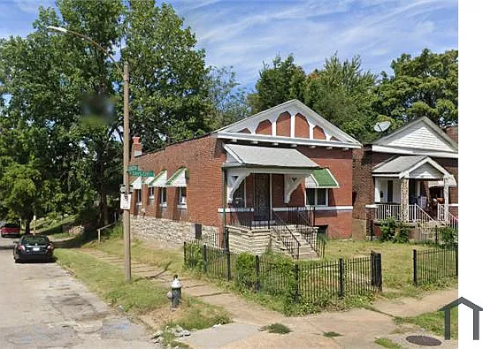 3601 N Taylor Ave