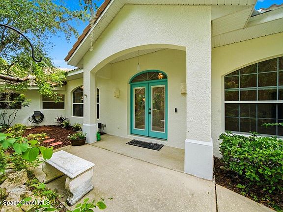 3rd image of 6204 Leeward Ln