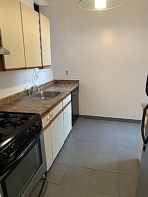 5th image of 137 Central Park N #6B