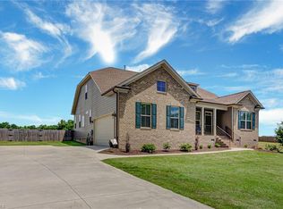 2907 Bishopsgate Way, Browns Summit, NC 27214