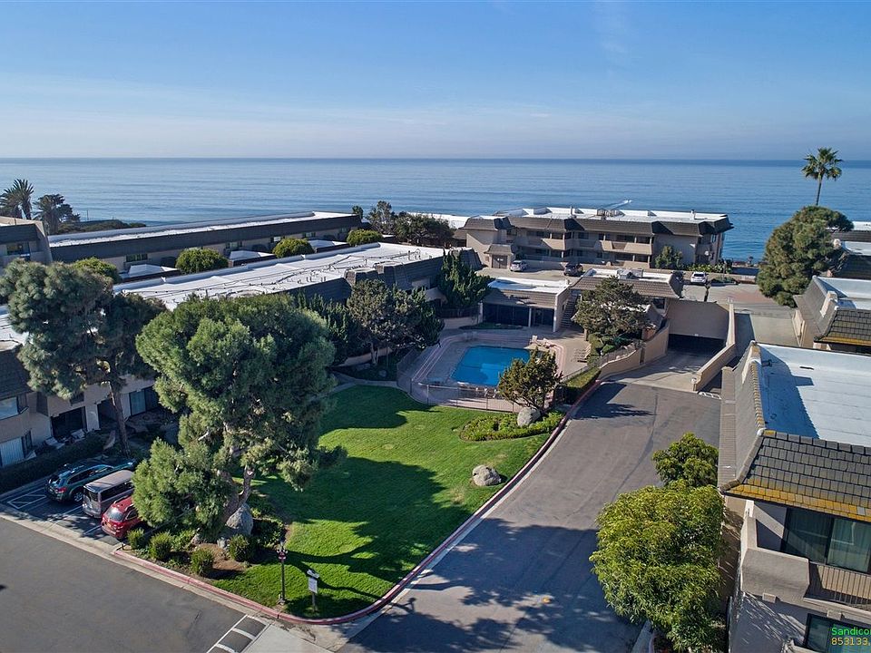 1st image of 808 Ocean Surf Dr