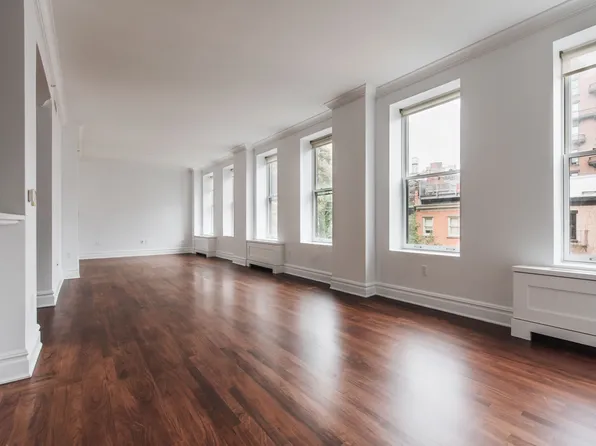 31 West 11th Street image 1 of 29